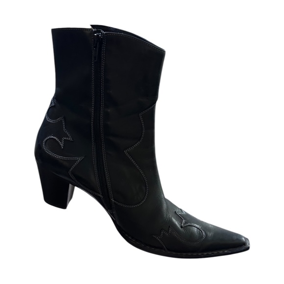 VINTAGE PAUL GREEN Western Cowboy Cowgirl Black Leather Pointed Toe Ankle Boots - Picture 7 of 16